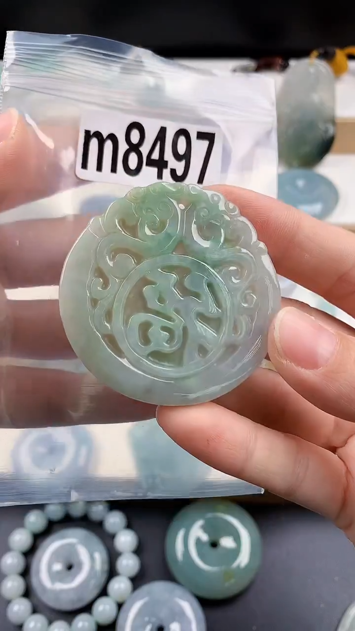 颈饰未镶嵌翡翠天然翡翠吊坠挂件