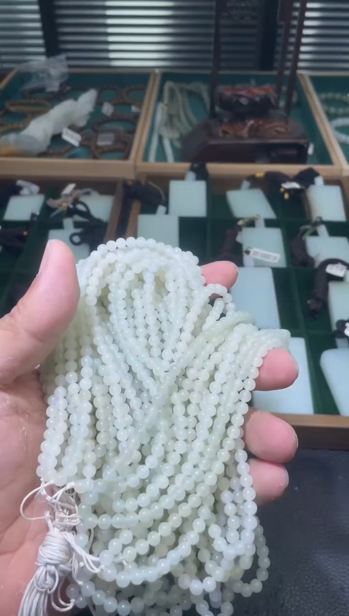 未镶嵌手链和田玉手链卡5