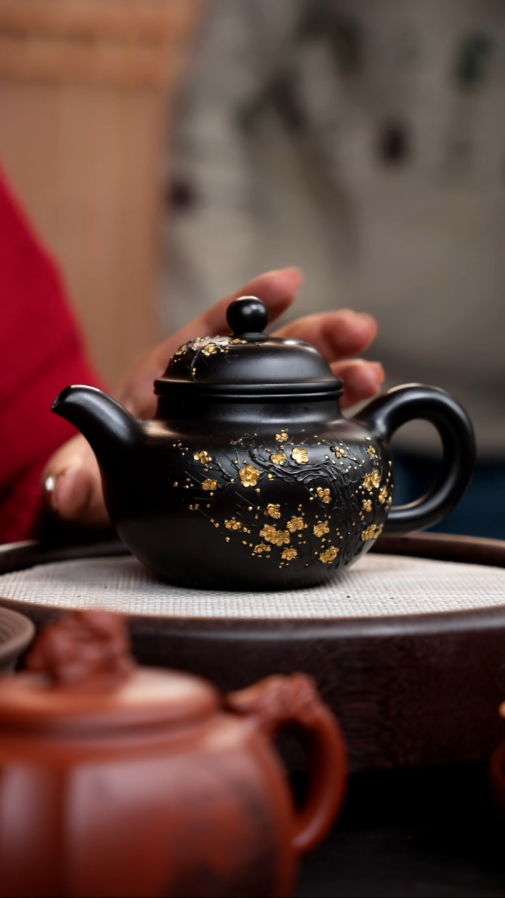 【闪购商品】紫砂茶壶捂灰朱泥描金梅花掇球