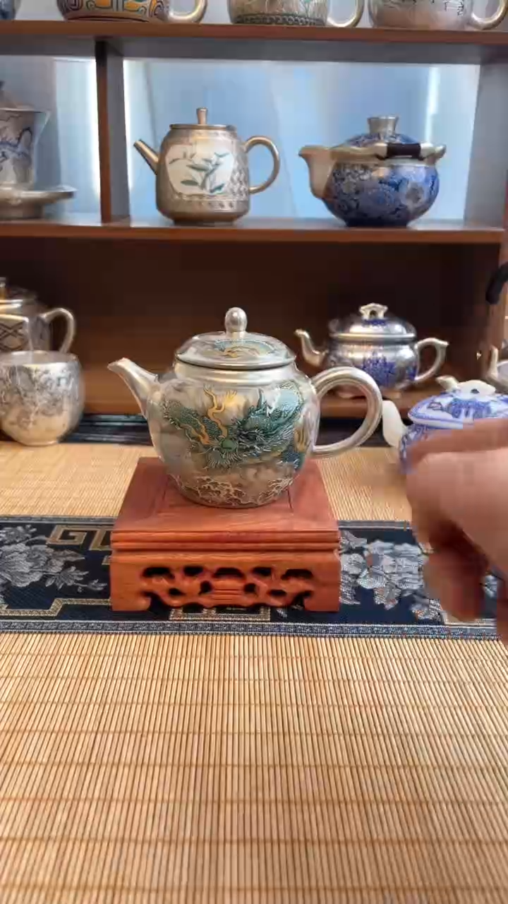 【闪购商品】瓷片@@@@@@@@@@青龙龙胆壶