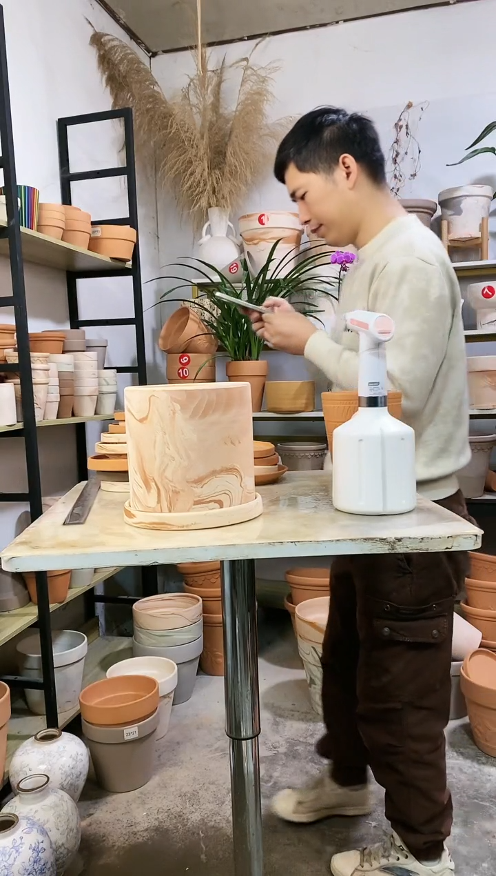 【闪购商品】红陶18*18玛奇朵直筒 1盆1托