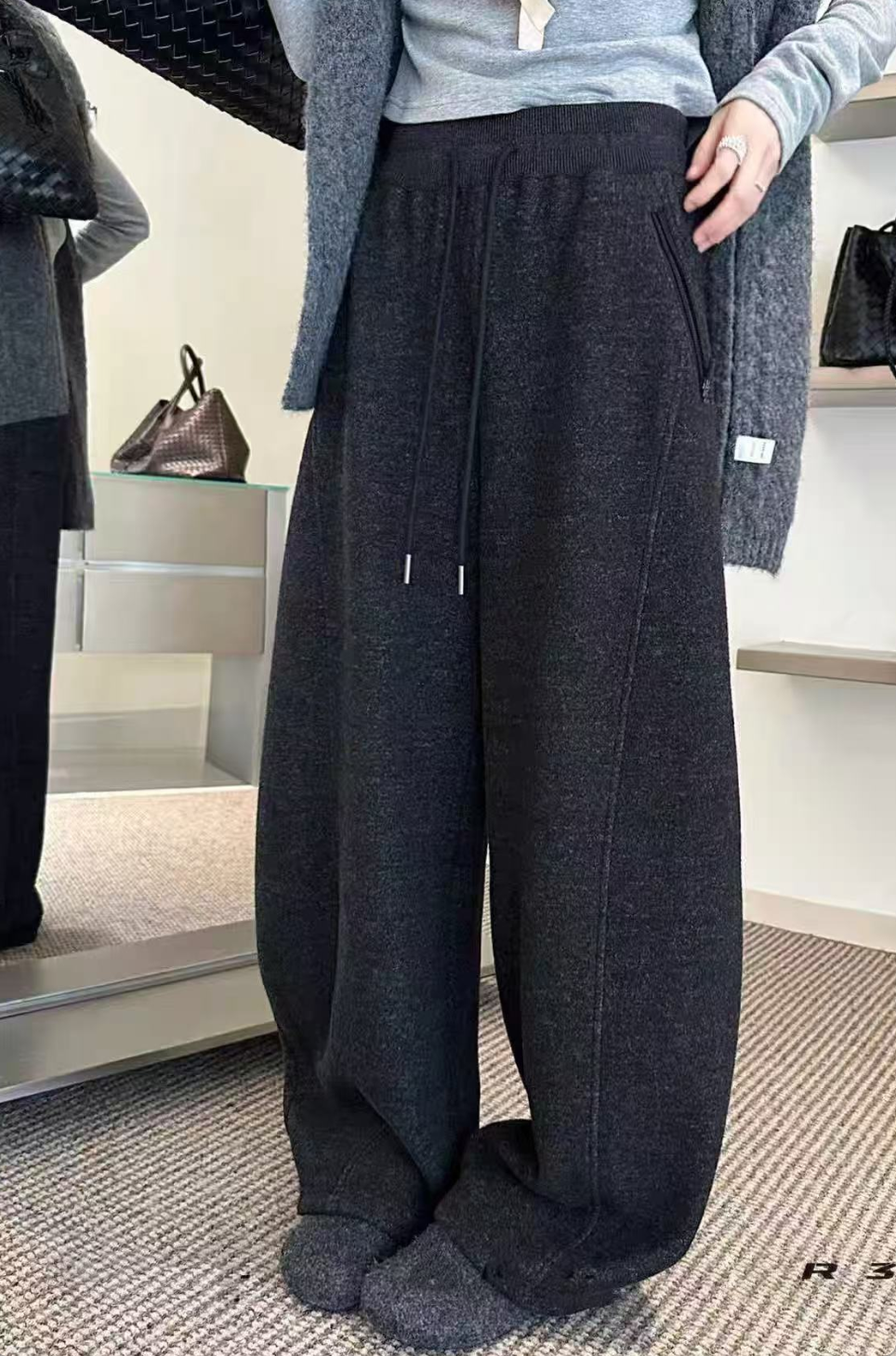 K54加厚加绒秋冬针织保暖绒裤休闲裤弯刀裤高腰卫裤