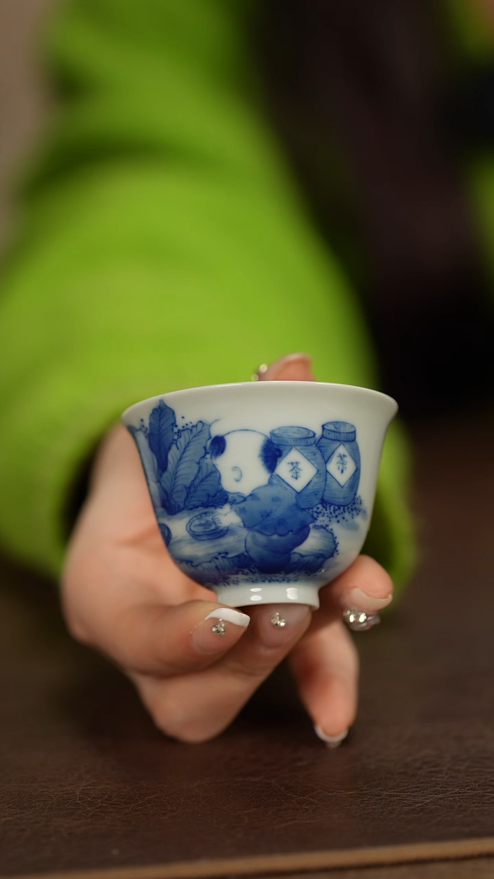 【闪购商品】晓剑窑青花童子杯杯