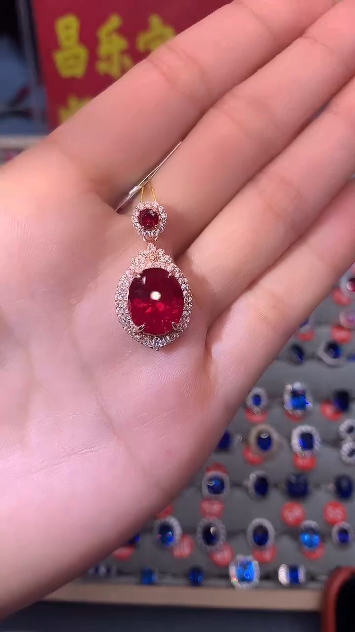 【闪购商品】红宝石吊坠(赠链)银S925镶嵌1111