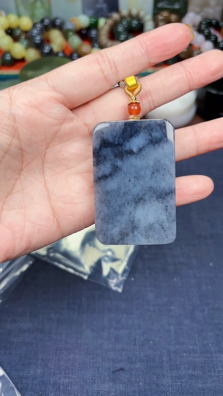 颈饰未镶嵌和田玉和田玉