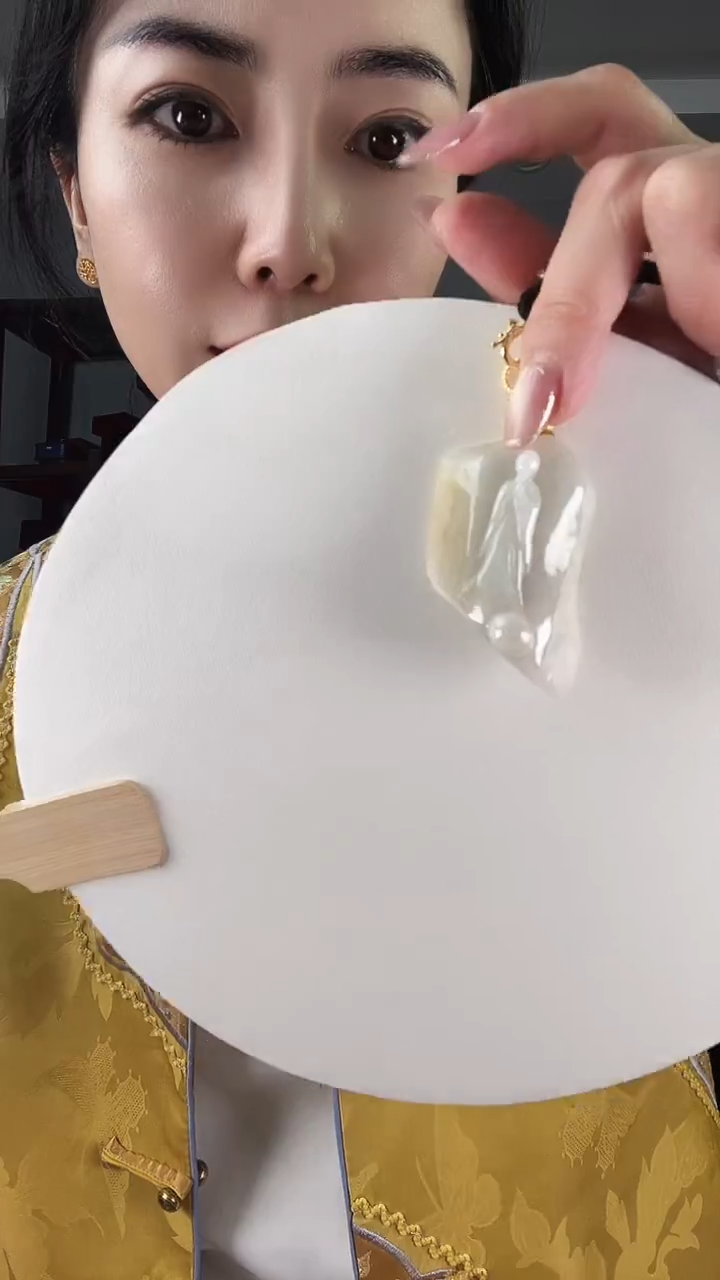 【闪购商品】翡翠颈饰未镶嵌无相观音