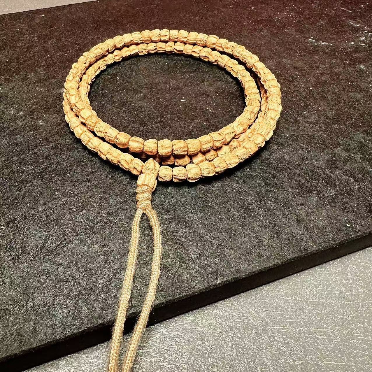 新店福利/RZ032/百香籽/龙脊直切方块顺/尺寸：5mm—6mm