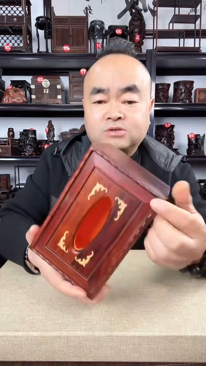 【闪购商品】木336瑕疵老李红木工艺品