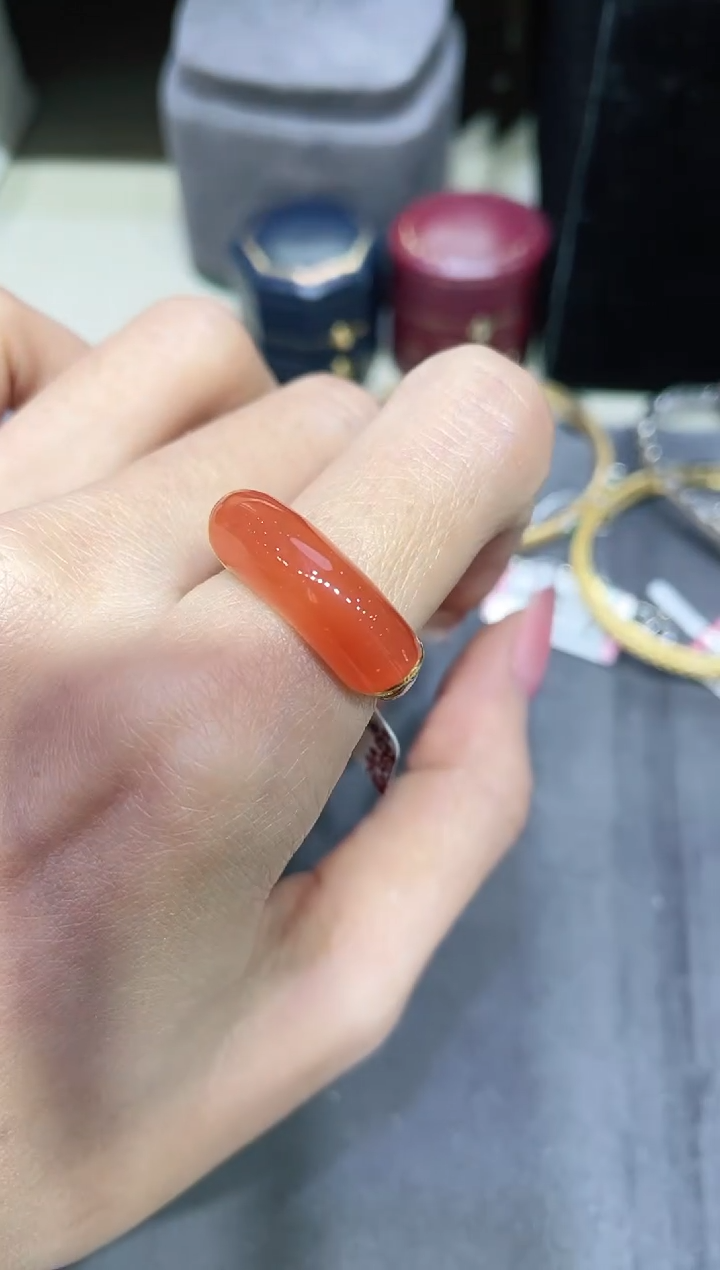 【闪购商品】南红玛瑙戒指18K金镶嵌·