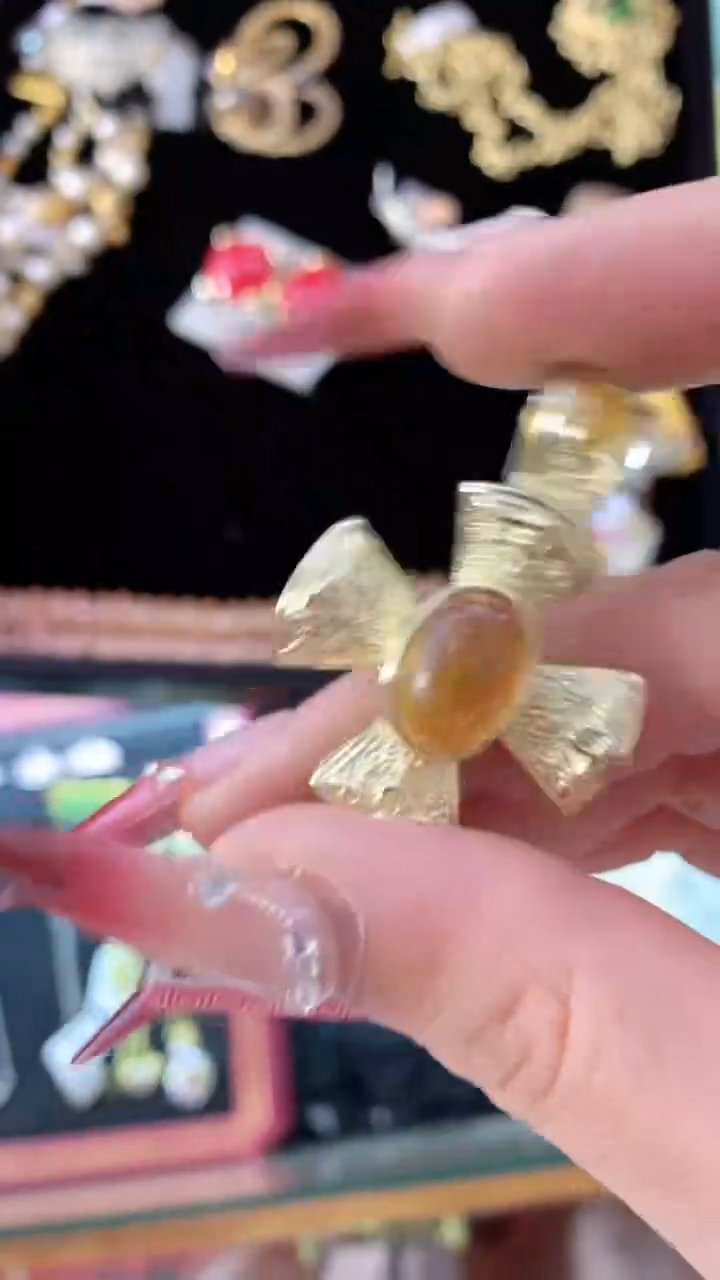 【闪购商品】瓷片楚楚中古珠宝甄选不退换