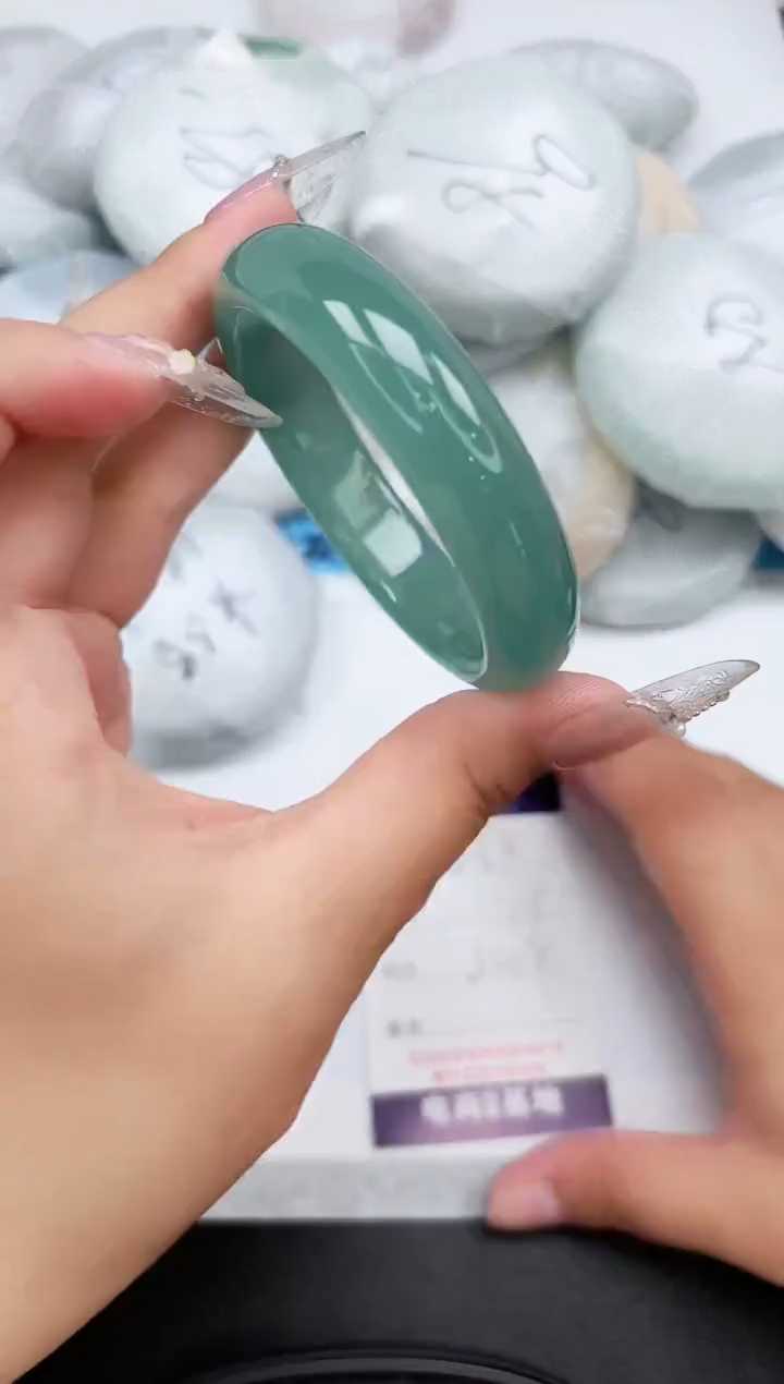 石英质玉手镯未镶嵌262-54.2