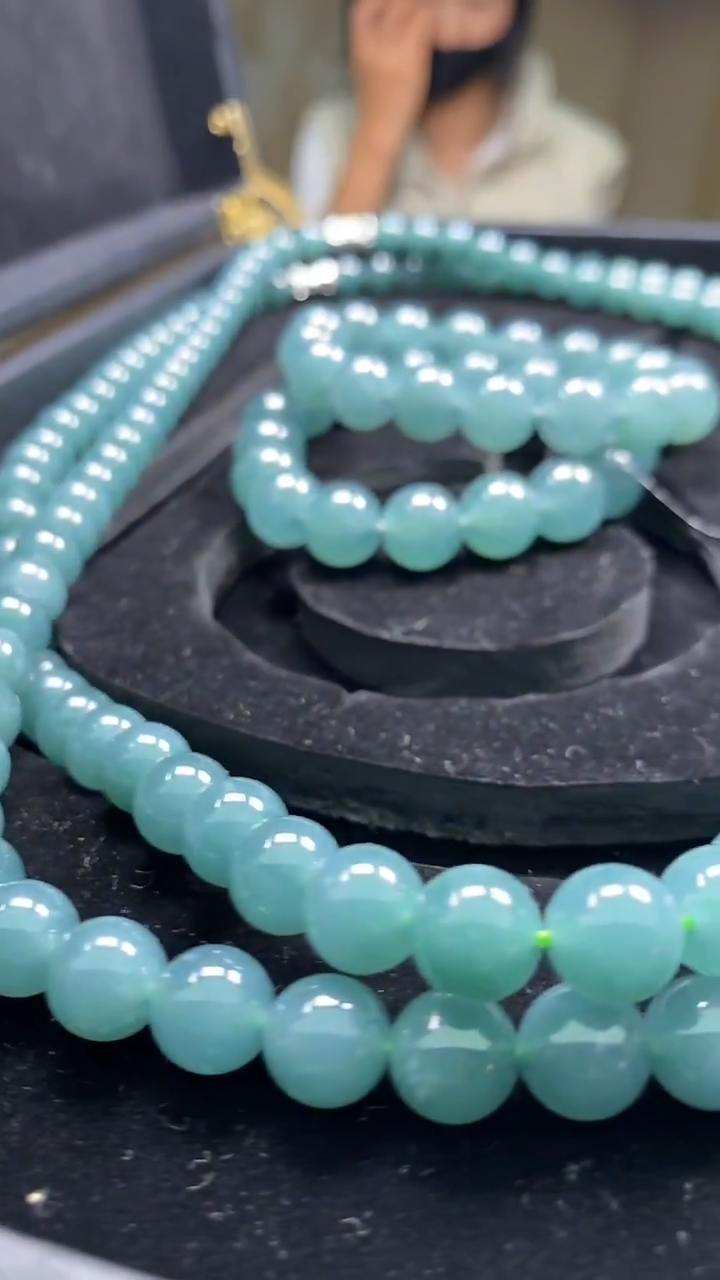 颈饰未镶嵌翡翠张*?********3