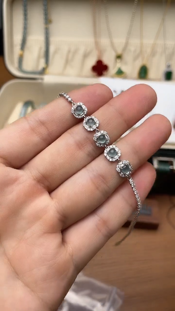 未镶嵌手链翡翠手链