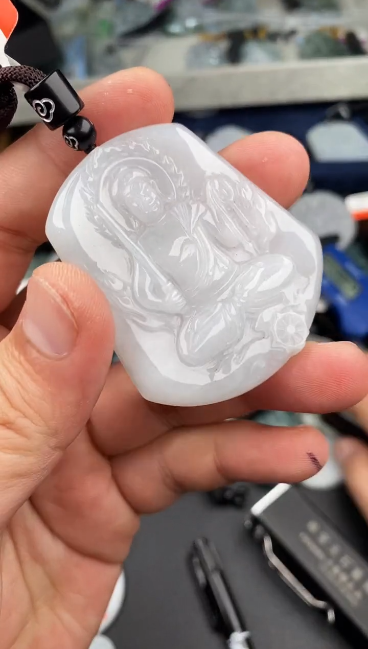 【闪购商品】翡翠颈饰未镶嵌  天然翡翠，一物一图