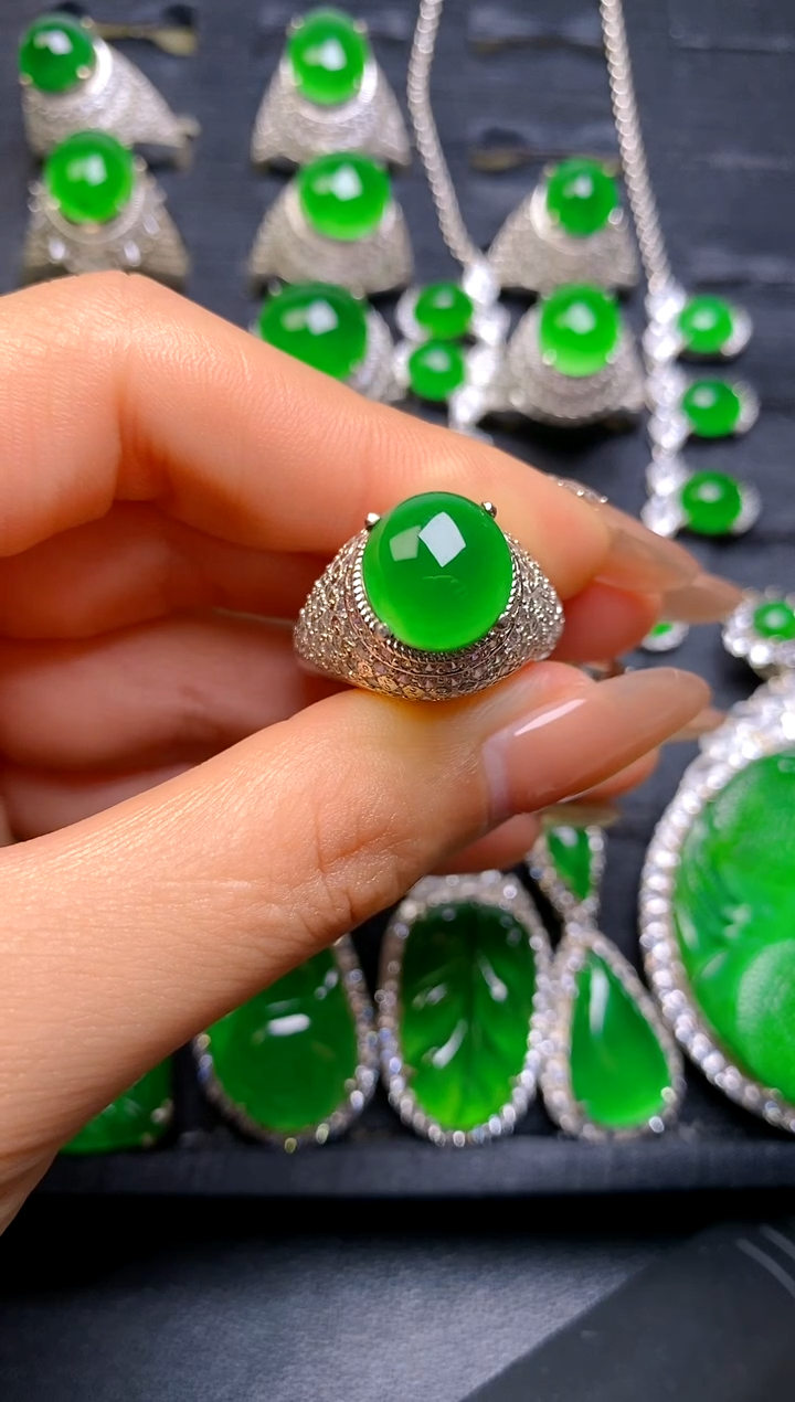 【闪购商品】翡翠戒指未镶嵌蛋面