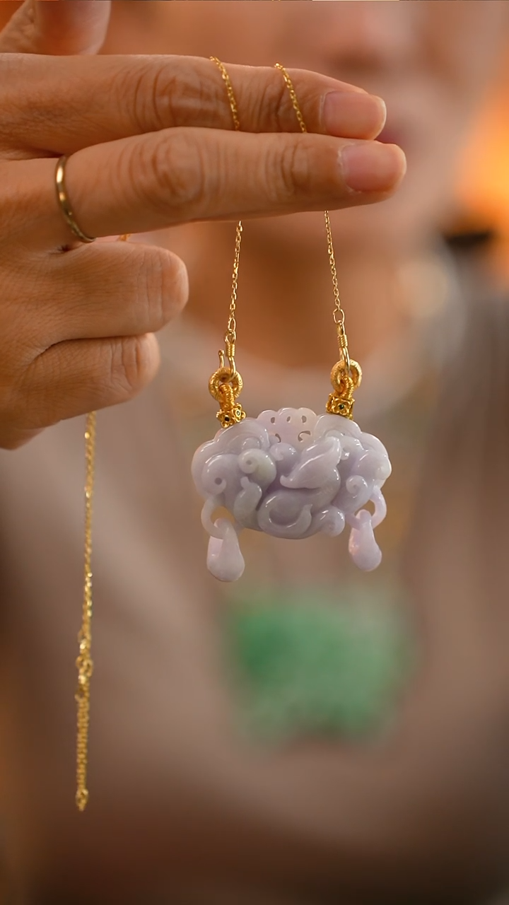 翡翠未镶嵌颈饰24小时内发货质保A货