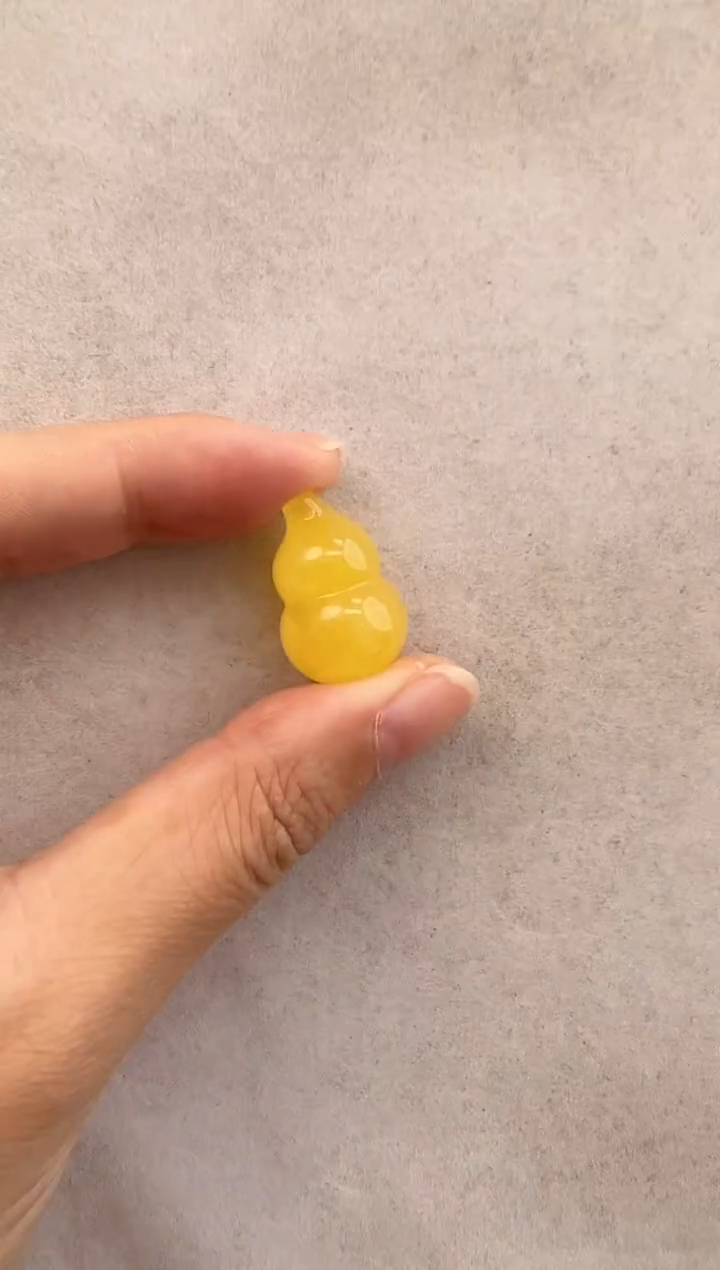 【闪购商品】琥珀裸石未镶嵌10113003-吊坠