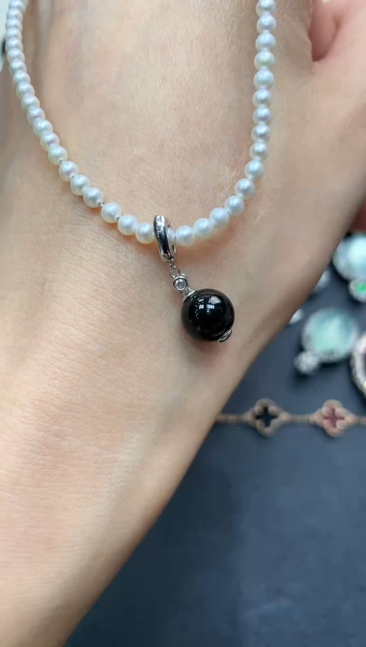 【闪购商品】翡翠吊坠(不含链)18K金镶嵌q9多样性一件发货无鉴赏