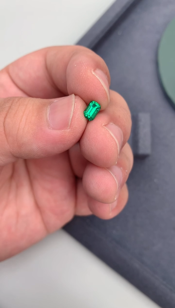 【闪购商品】祖母绿裸石未镶嵌79分祖母绿