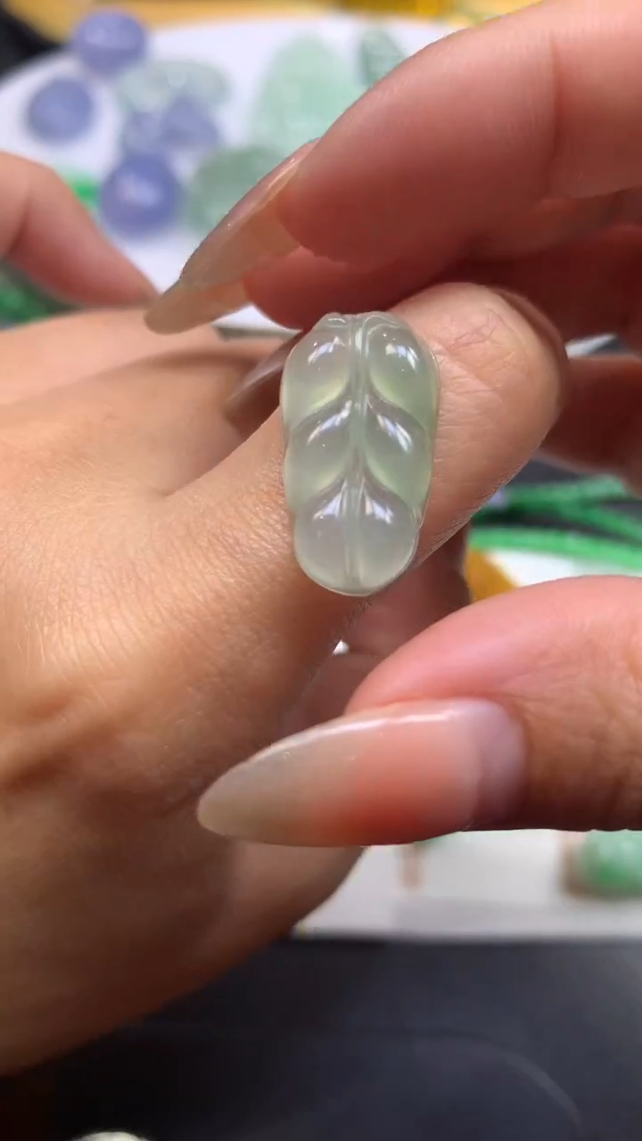 【闪购商品】定制翡翠未镶嵌翡翠