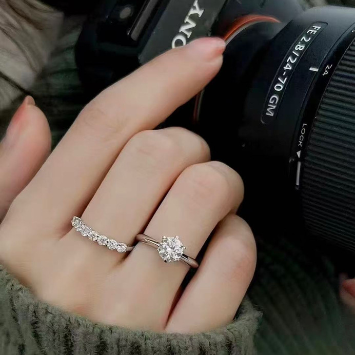 【带专柜礼盒】时尚轻奢V字排戒七公主女戒