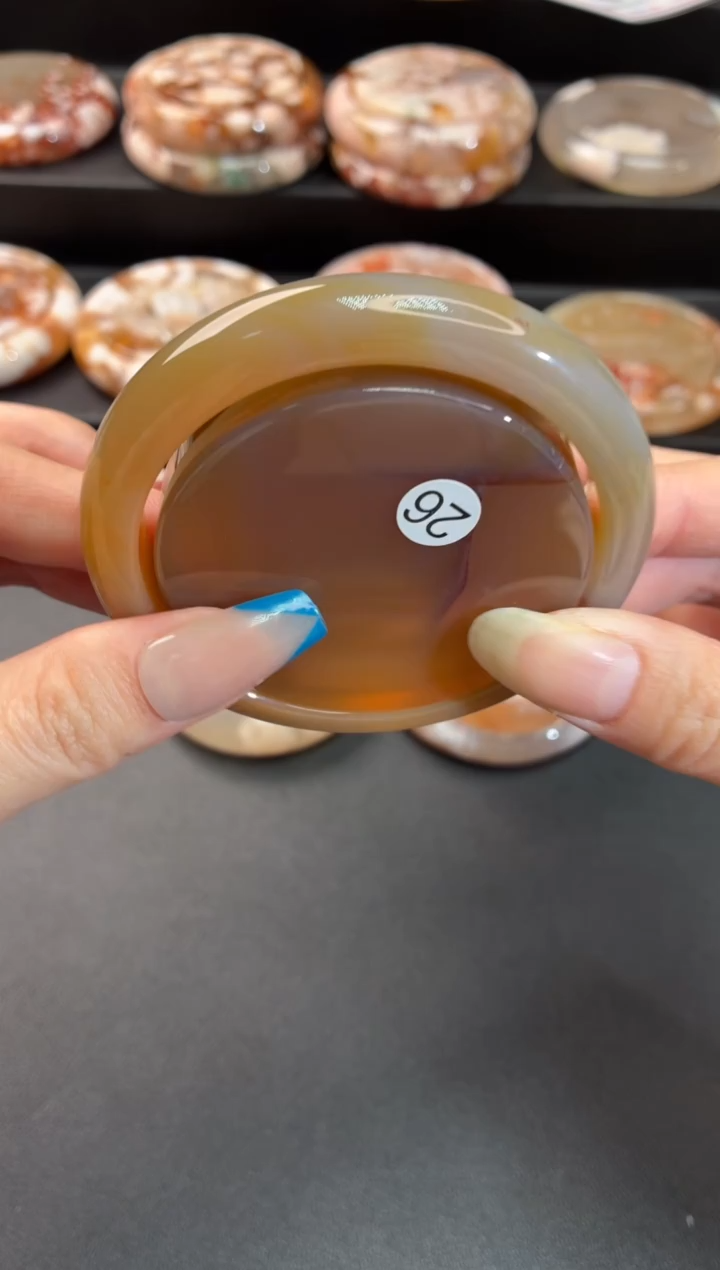 手镯玛瑙/玉髓未镶嵌石英质玉59圈58/59带(赠送镯心)