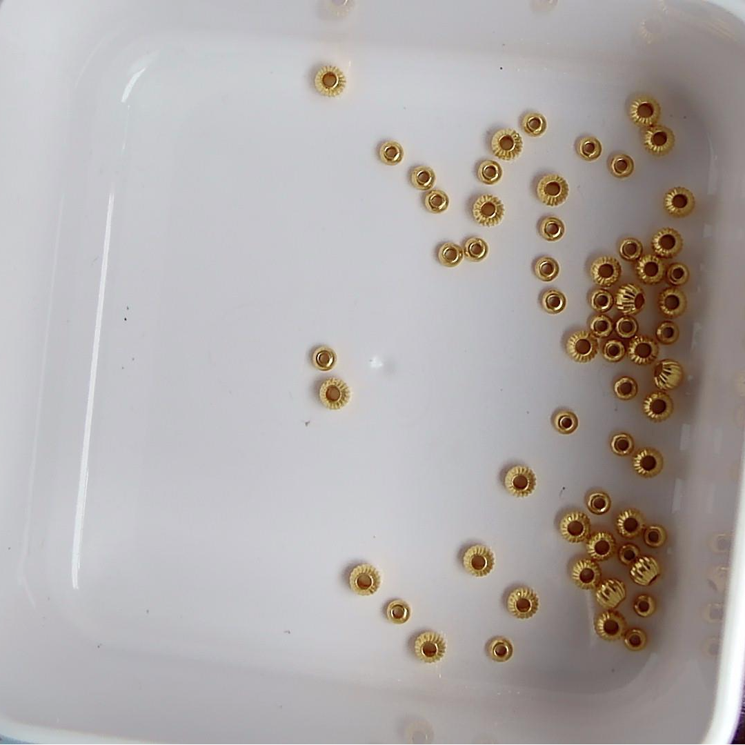 黄金足金小金 豆