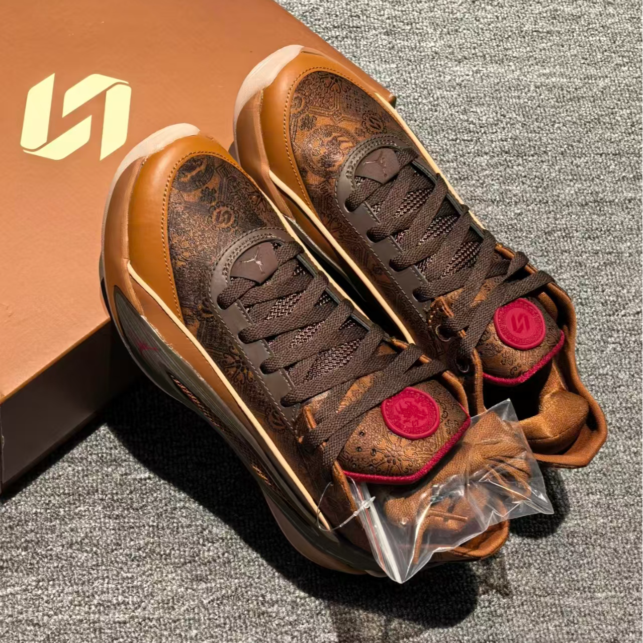 NIKE/耐克官方正品男子 Jordan马年舒适运动篮球鞋IQ0567-201