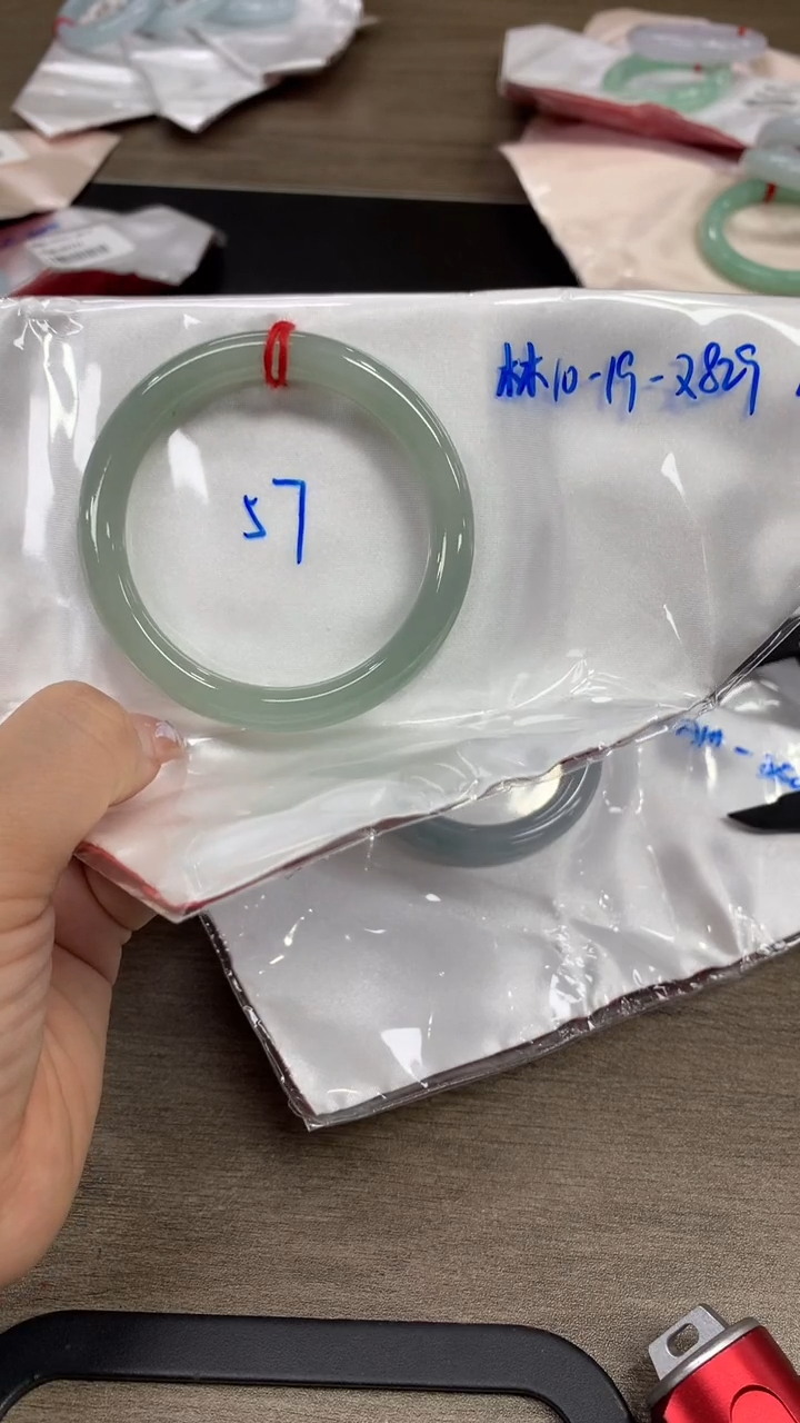 【闪购商品】翡翠手镯未镶嵌翡翠手镯