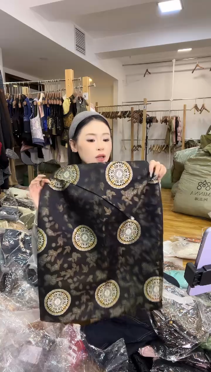 半身裙       L码        110-120斤