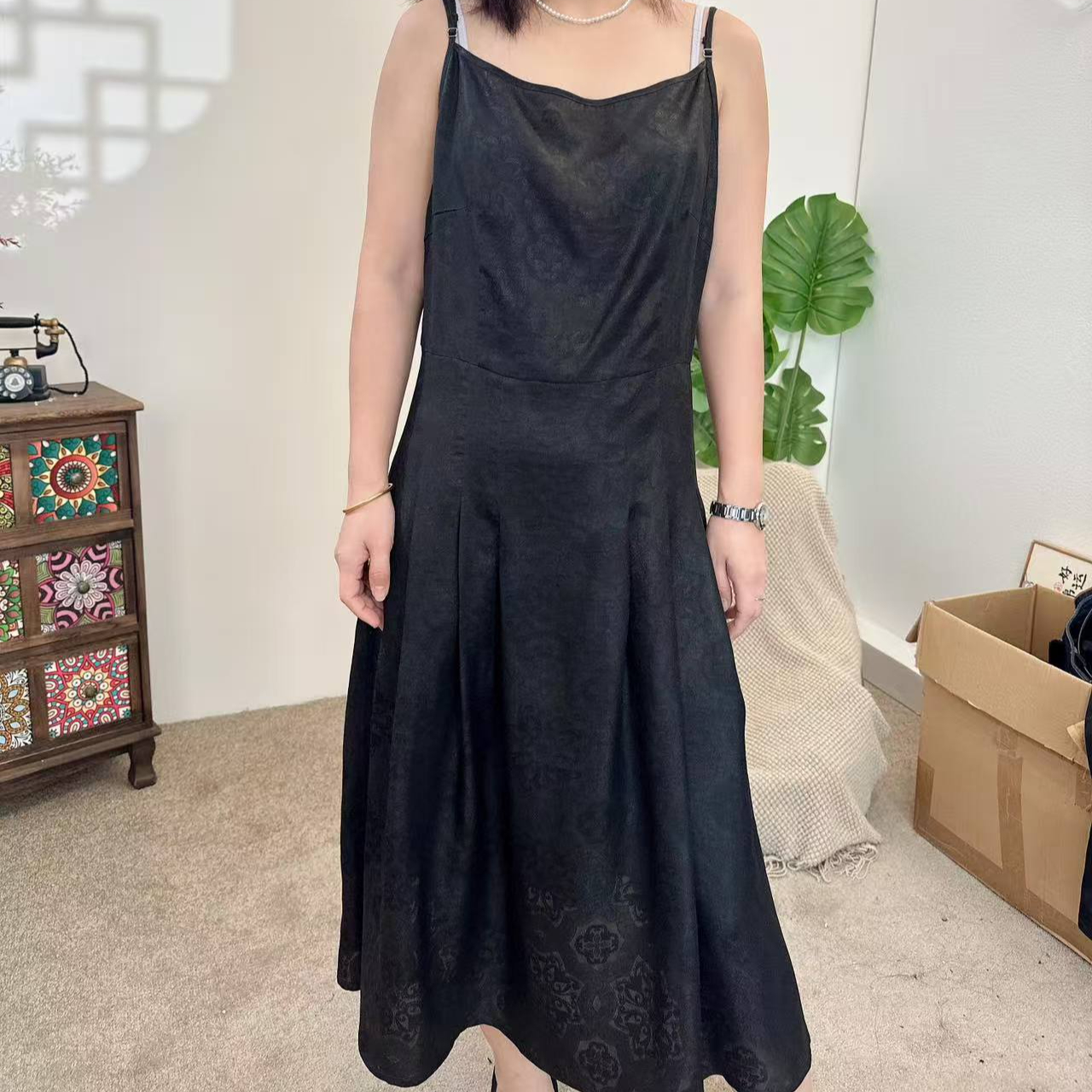 【橙思锦】桑蚕丝花罗香云纱吊带裙25102