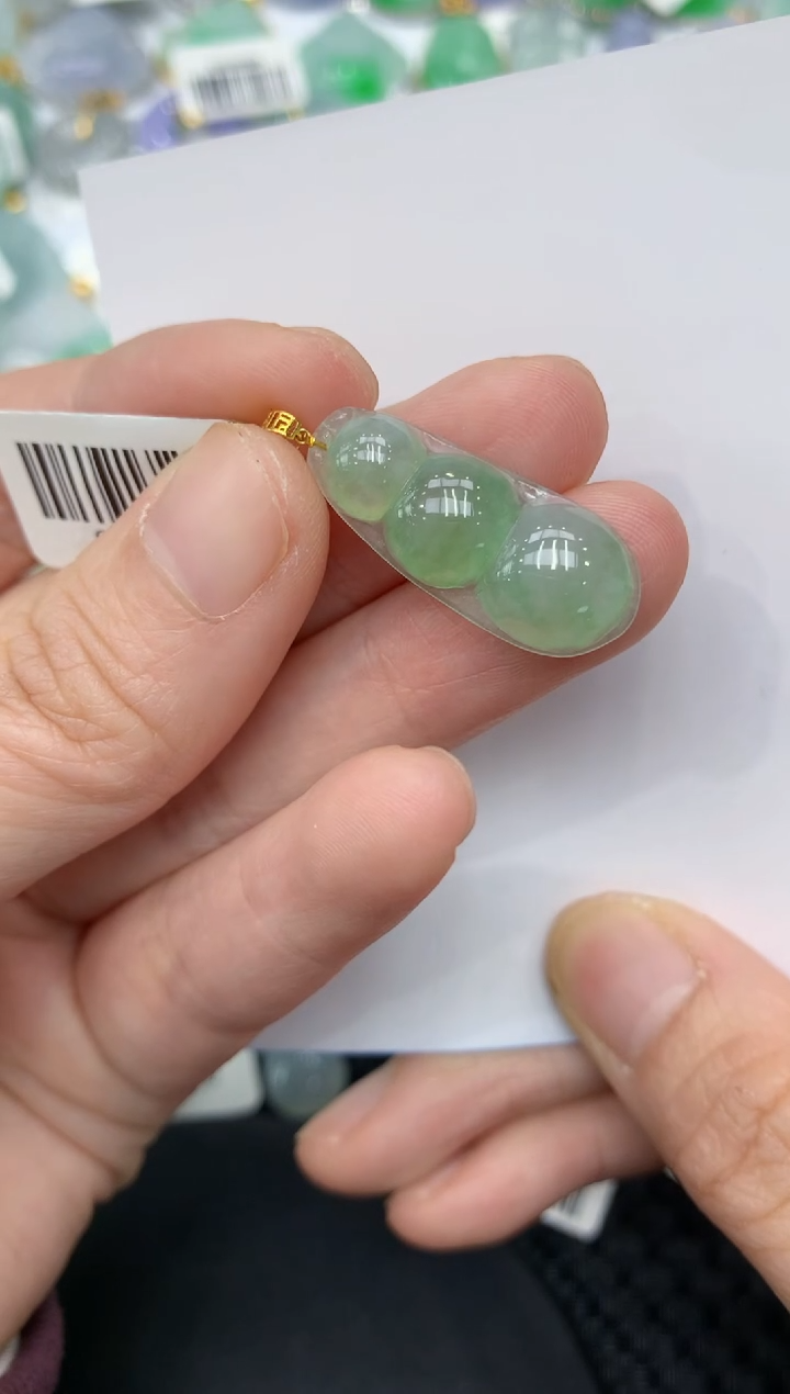 【闪购商品】翡翠颈饰18K金镶嵌111111111111