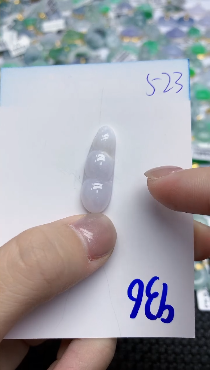 【闪购商品】翡翠颈饰未镶嵌天然翡翠A货