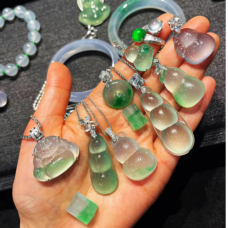 时尚吊坠+手镯通用改价链接（一物一拍 请直播间挑选）