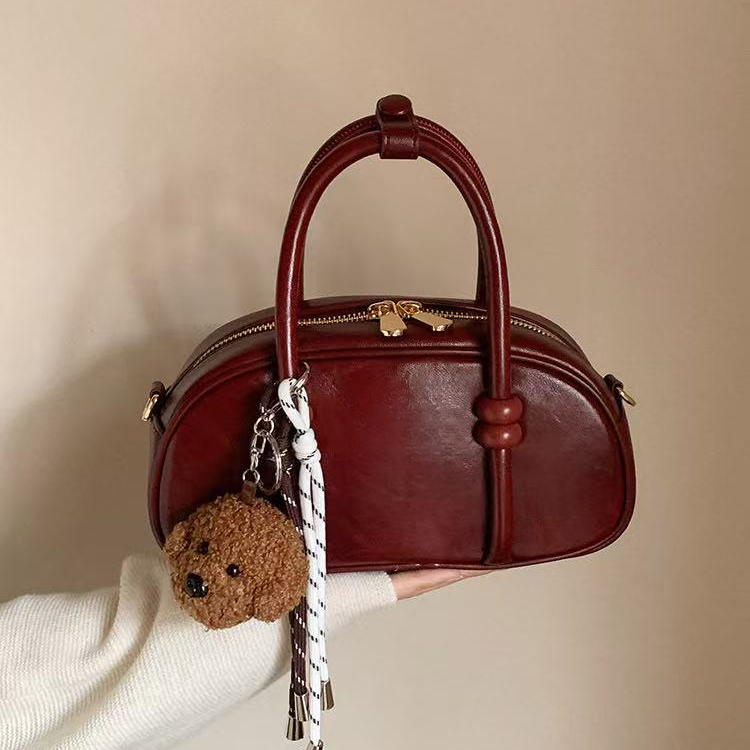 2025新款时尚复古红色枕头包秋冬百搭手提包喜庆单肩斜挎包A29