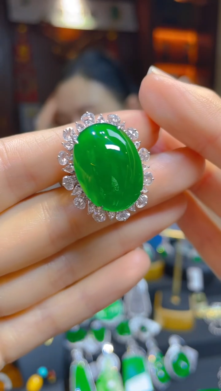 【闪购商品】翡翠戒指18K金镶嵌116889蛋面戒指（定金）总5.98w