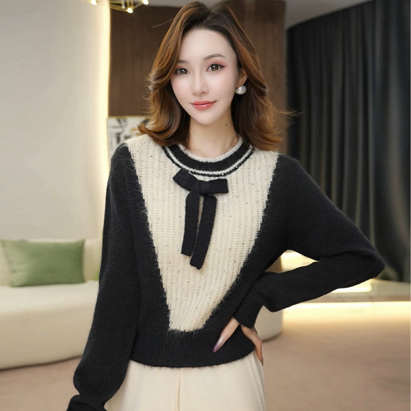 【MIA.G】黑白撞色蝴蝶结针织毛衣上衣    QQ691