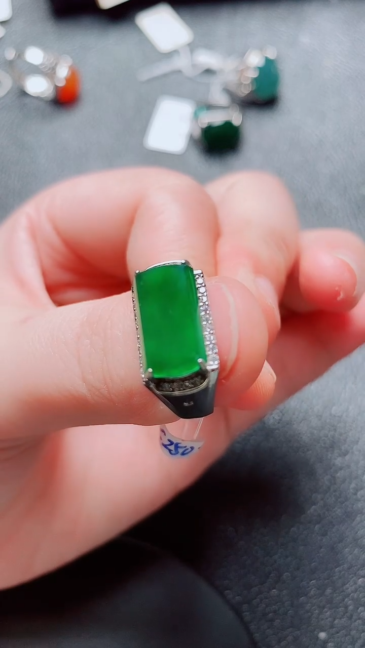 银S925镶嵌戒指翡翠翡翠