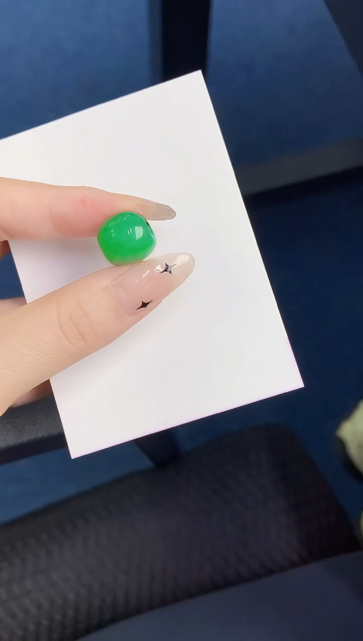 颈饰未镶嵌翡翠缅甸天然翡翠A货