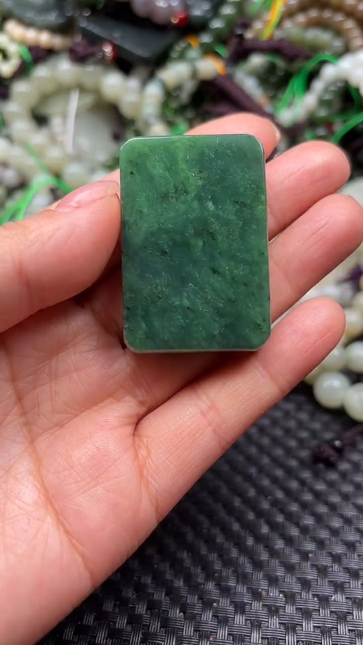 【闪购商品】和田玉颈饰未镶嵌.