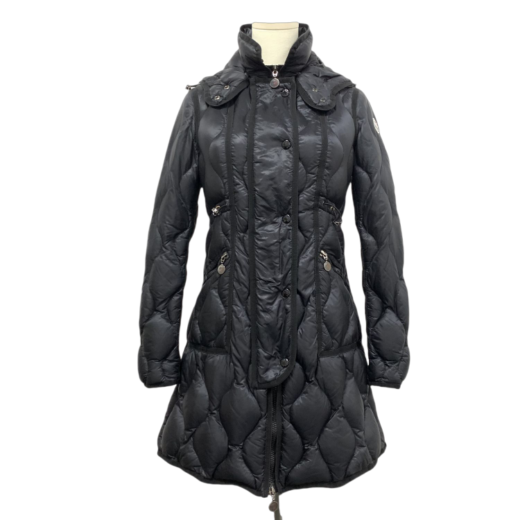 MONCLER/羽绒服/95新/[251231LT02]