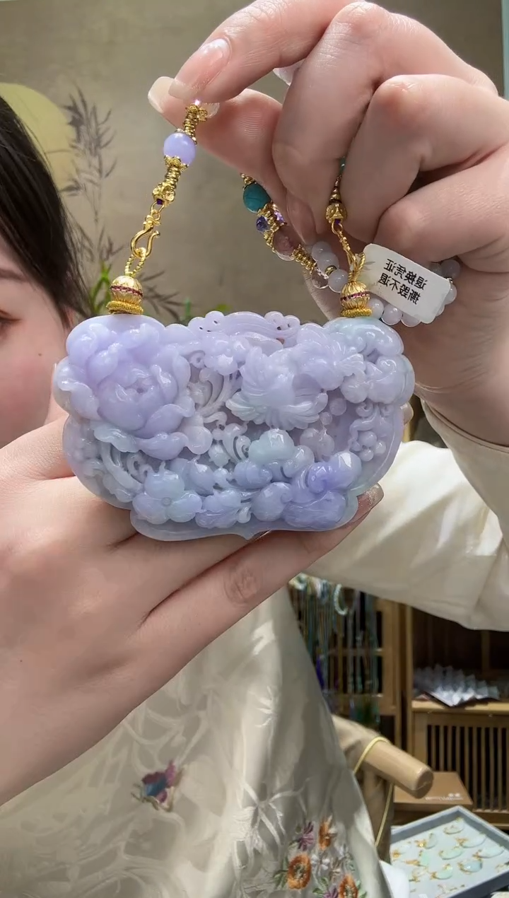 【闪购商品】翡翠颈饰未镶嵌吊坠