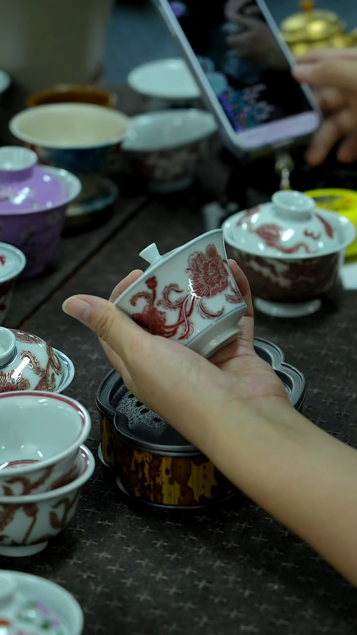 搬迁完毕 景德镇手绘茶具福利