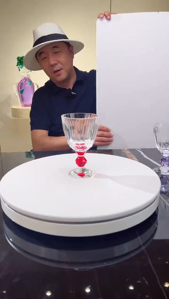 摆件红色钻石香槟杯杯