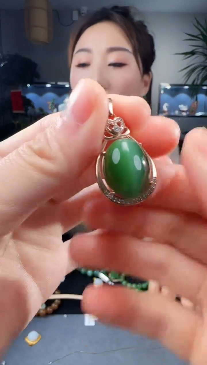 【闪购商品】和田玉吊坠(不含链)未镶嵌1