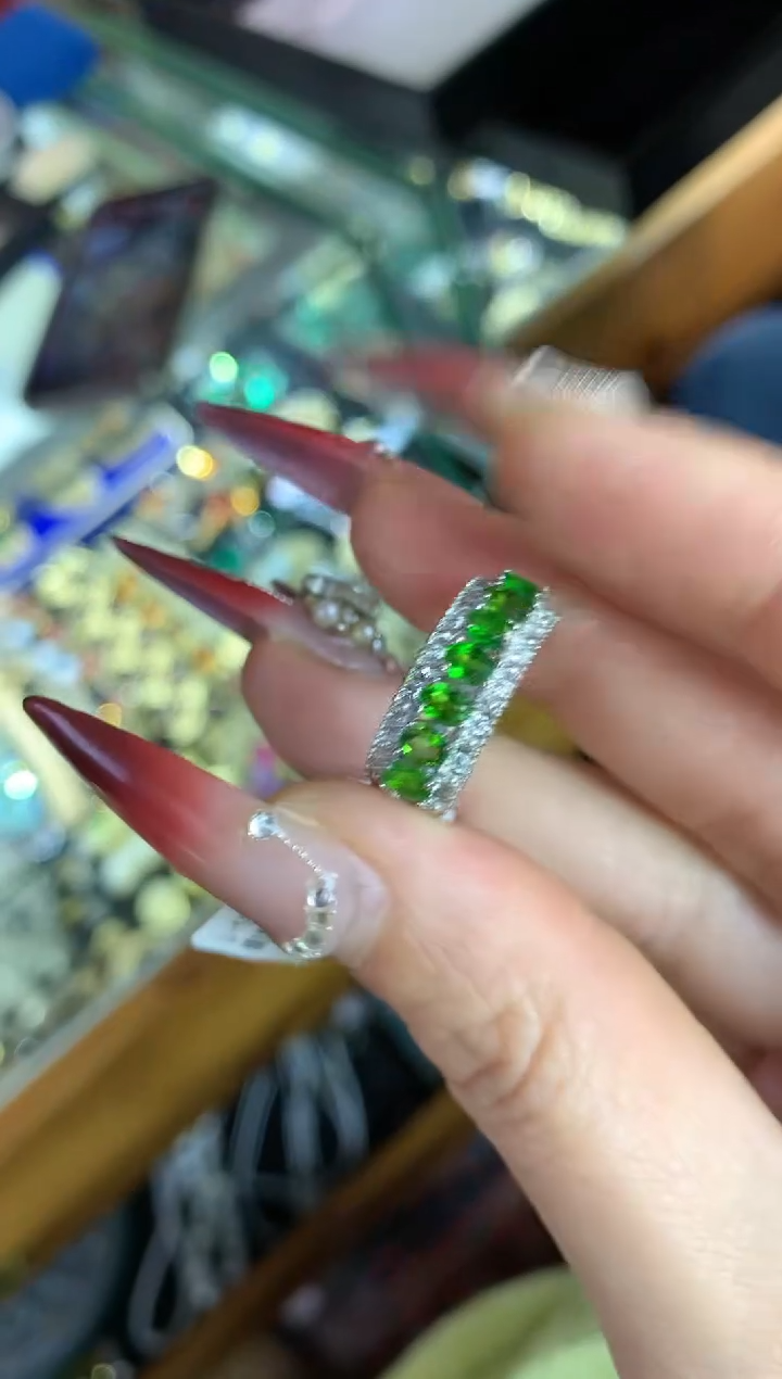 【闪购商品】透辉石1银S925镶嵌楚楚中古珠宝甄选不退换