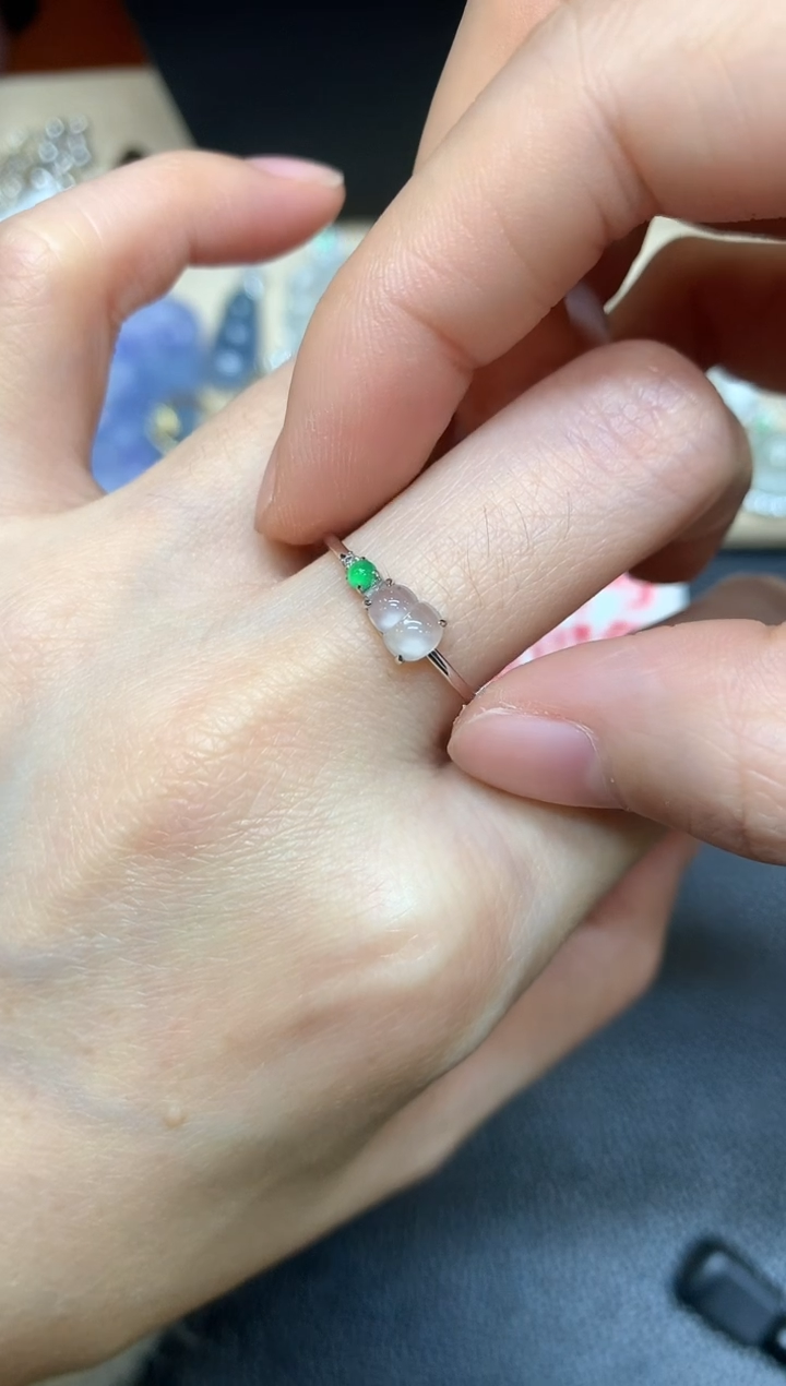 【闪购商品】翡翠戒指18K金镶嵌葫芦【无服务费多样性发其一