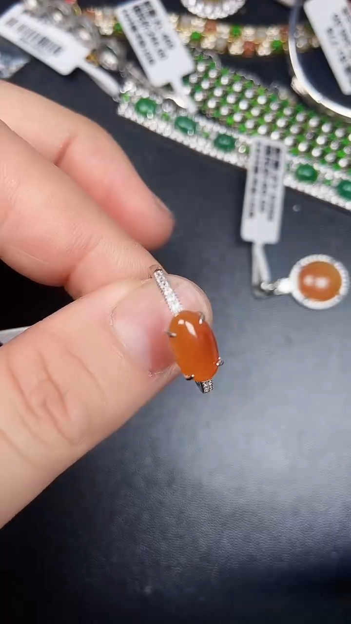 银S925镶嵌戒指翡翠1900