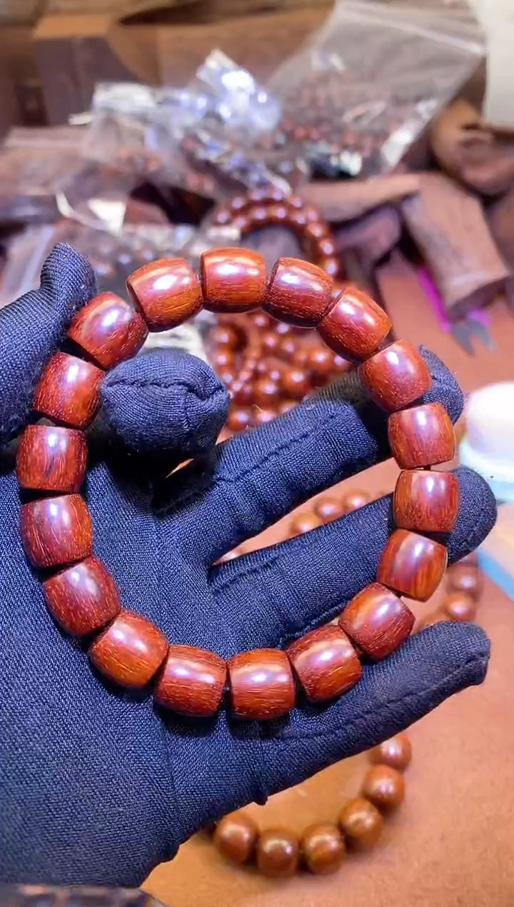 【闪购商品】小叶紫檀手串/手链12*12直切