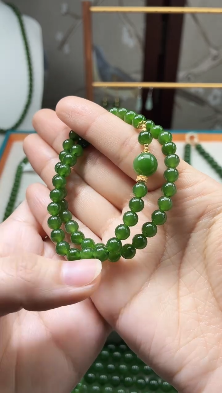 未镶嵌手串和田玉（碧玉）6mm红皮老料双圈手串